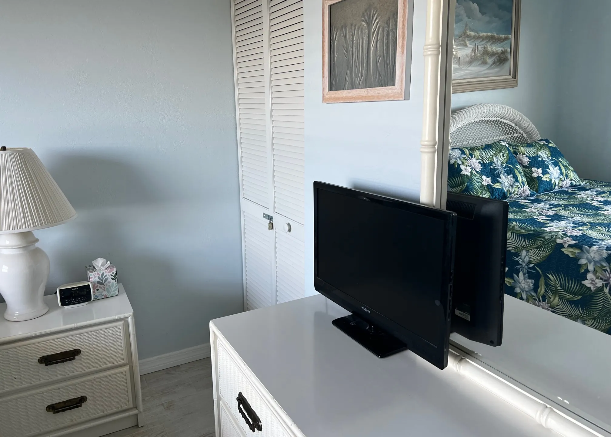 bedroom-2-110743_library_110743