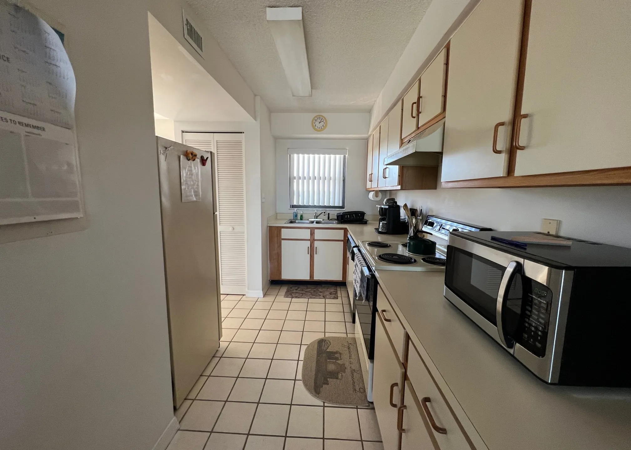 kitchen-106393_library_106393
