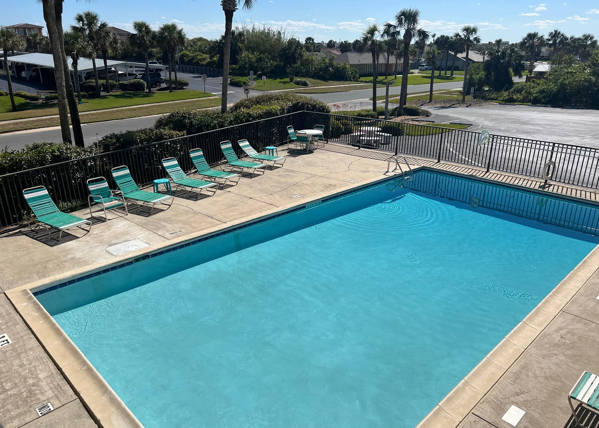 pool-110750_library_110750