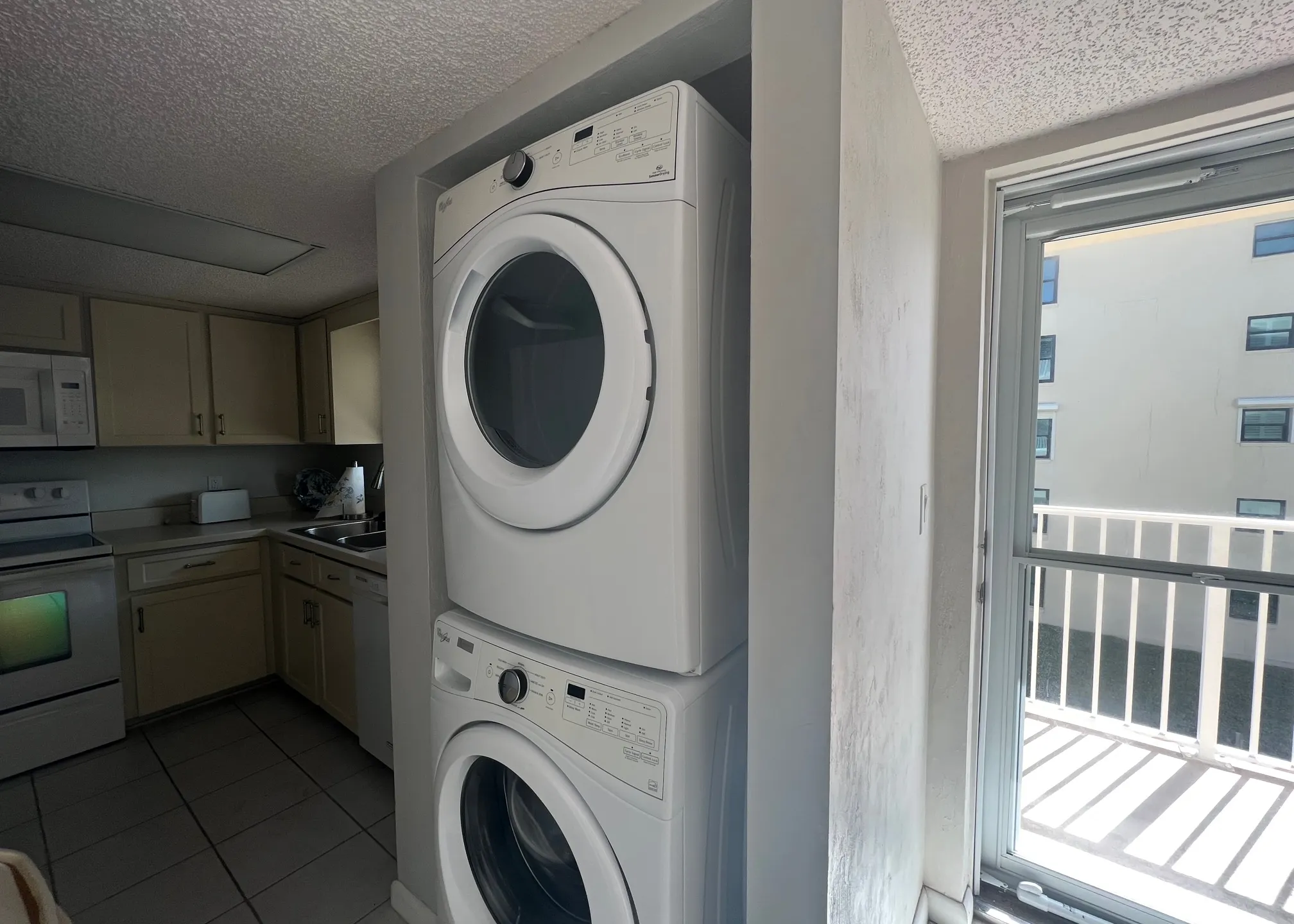 in-unit-washer-dryer-123474_library_123474