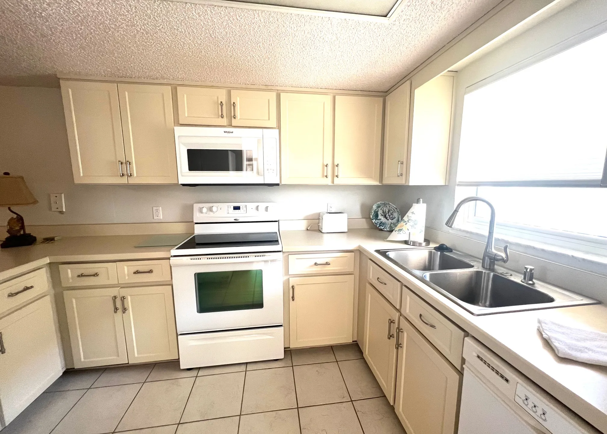 kitchen-123475_library_123475
