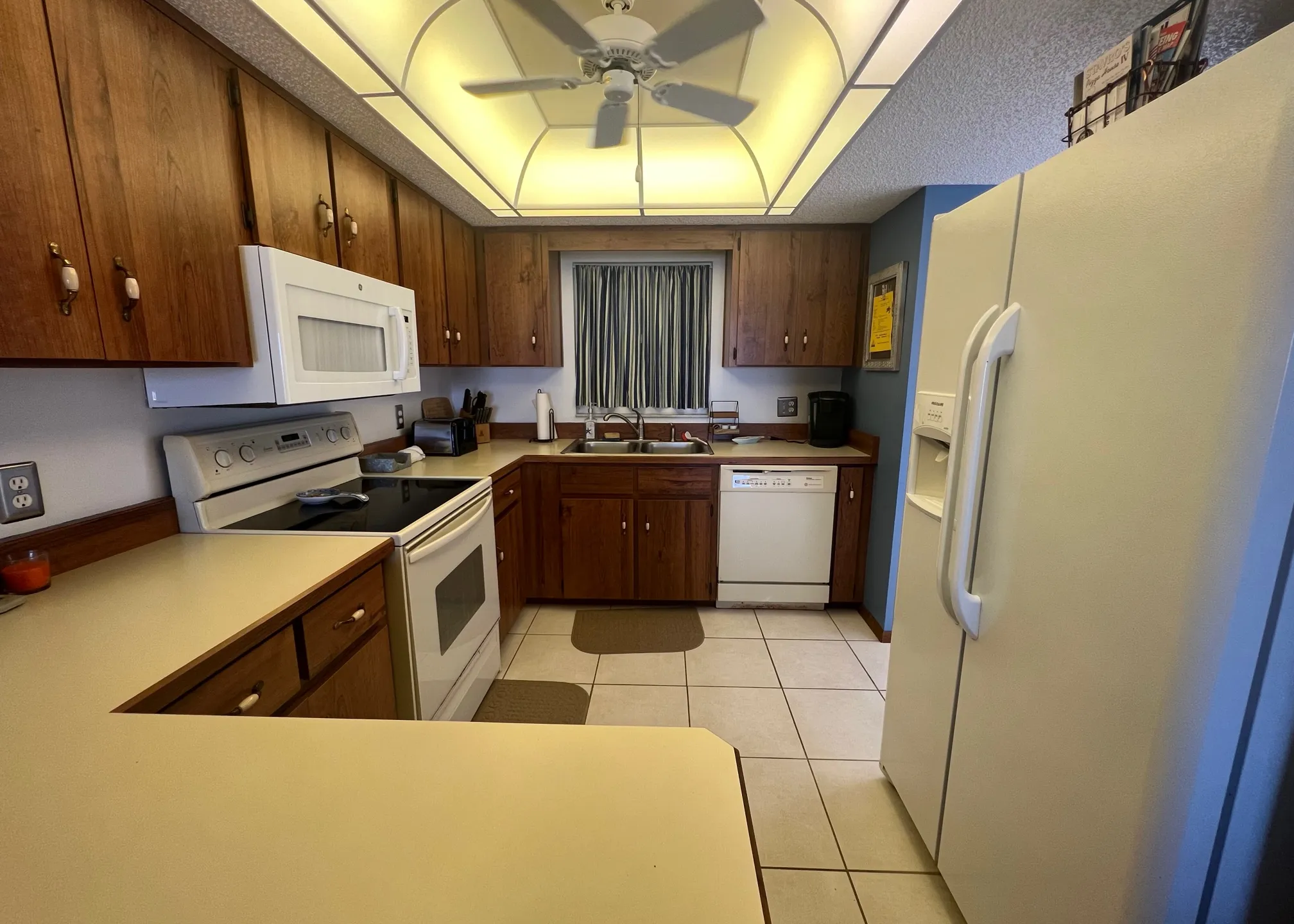 kitchen-123497_library_123497