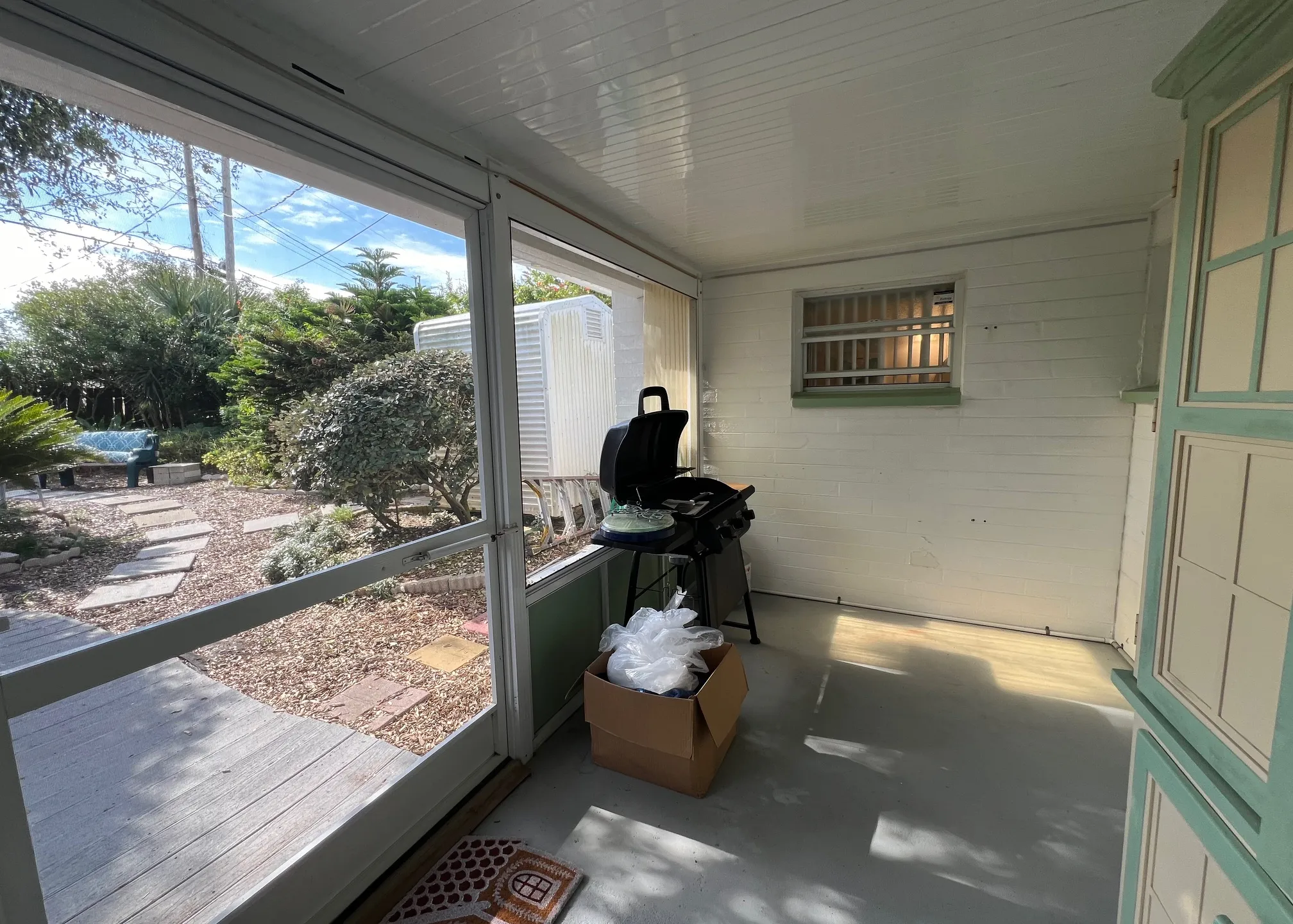 back-patio-enclosed-125185_library_125185