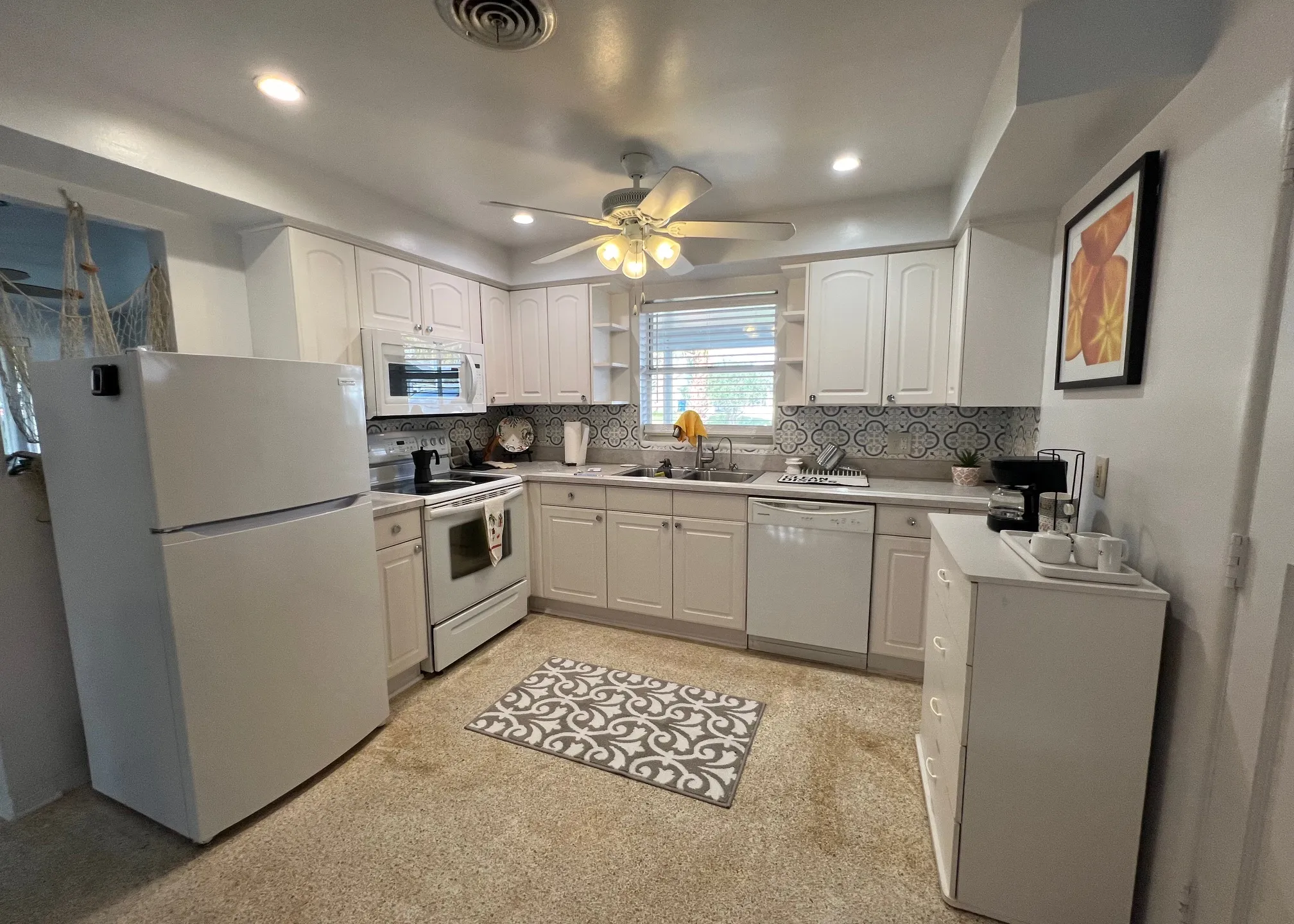 kitchen-125198_library_125198