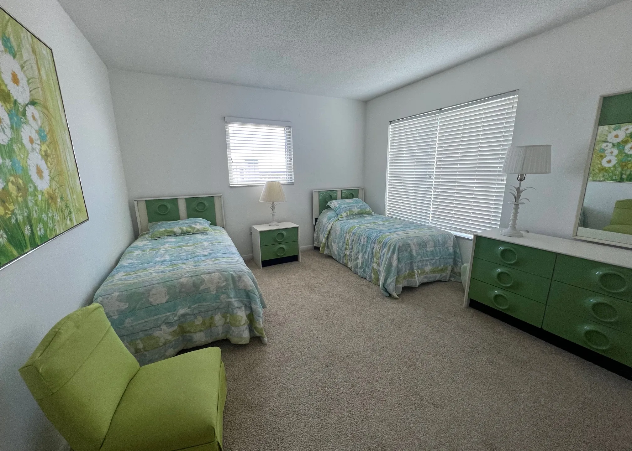 2nd-bedroom-133434_library_133434