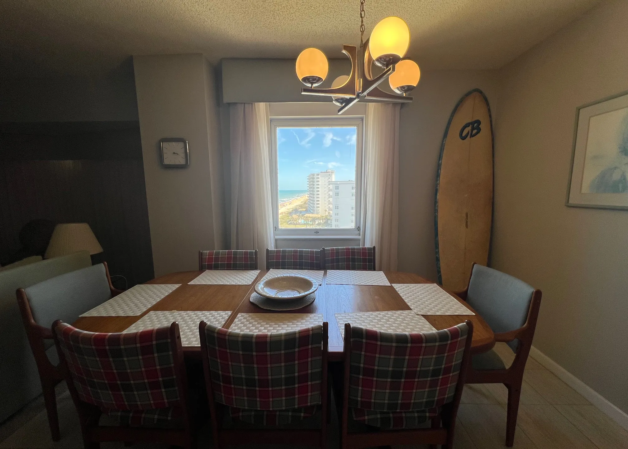 dining-area-133442_library_133442