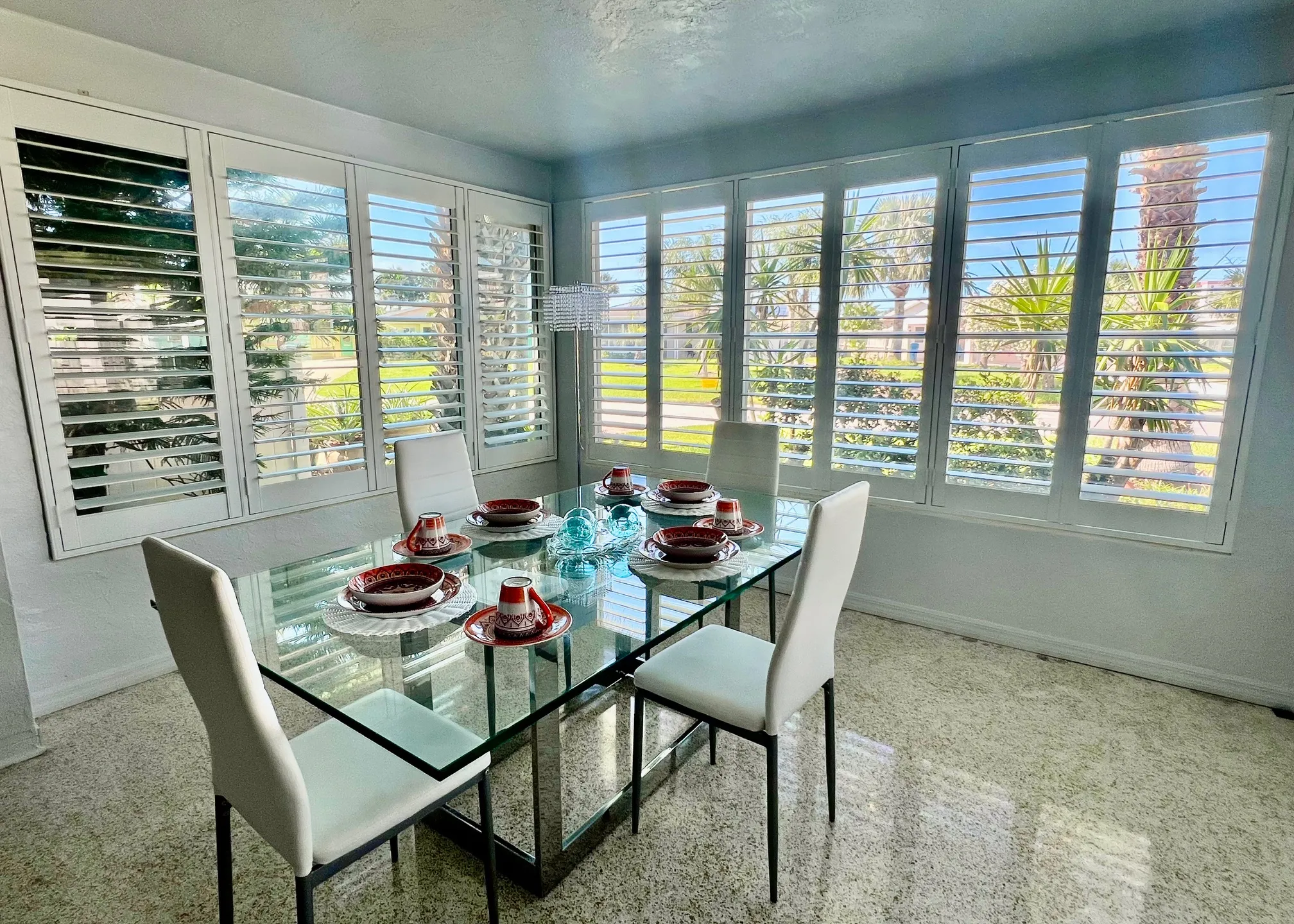 dining-room-134550_library_134550