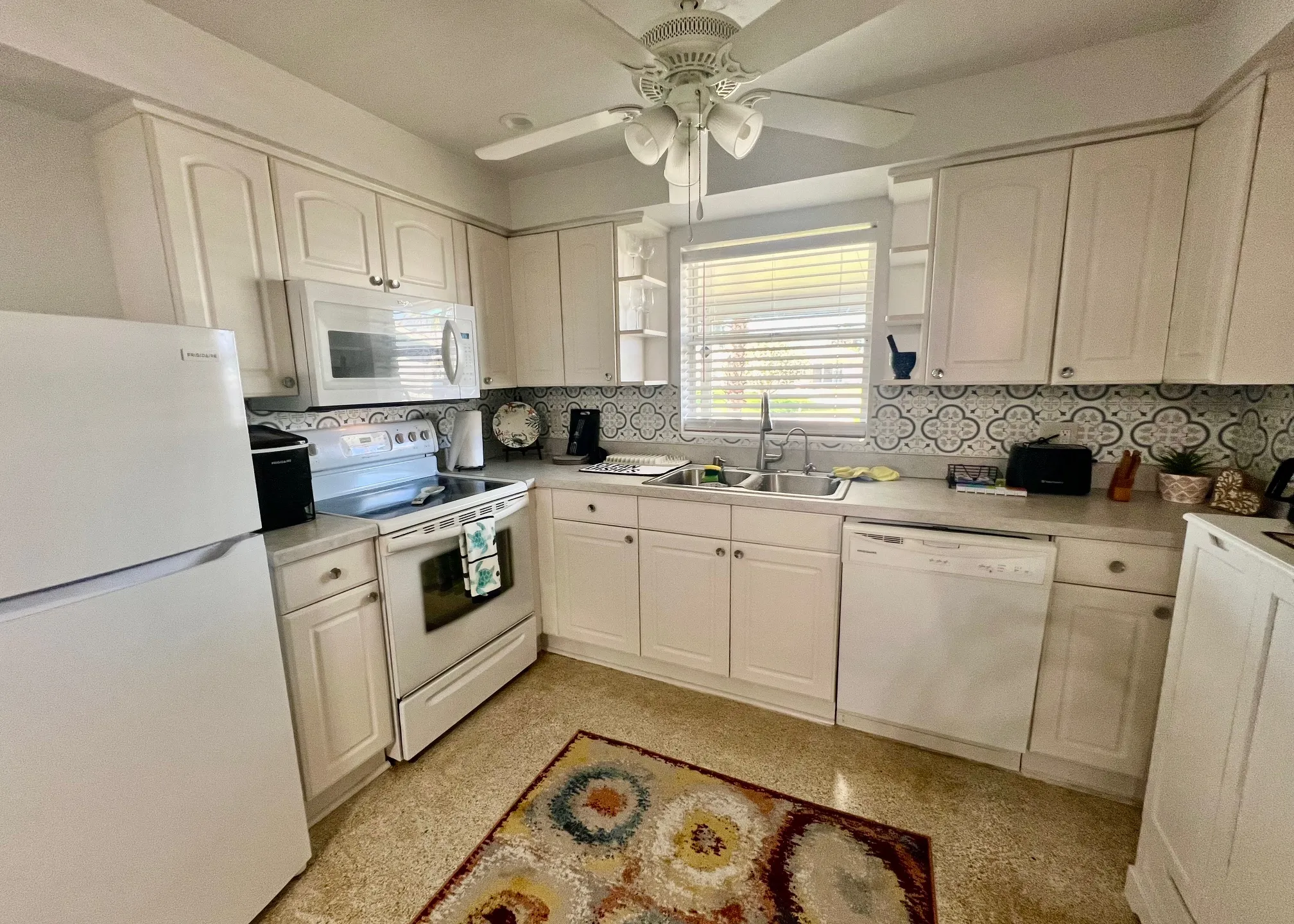 kitchen-134544_library_134544