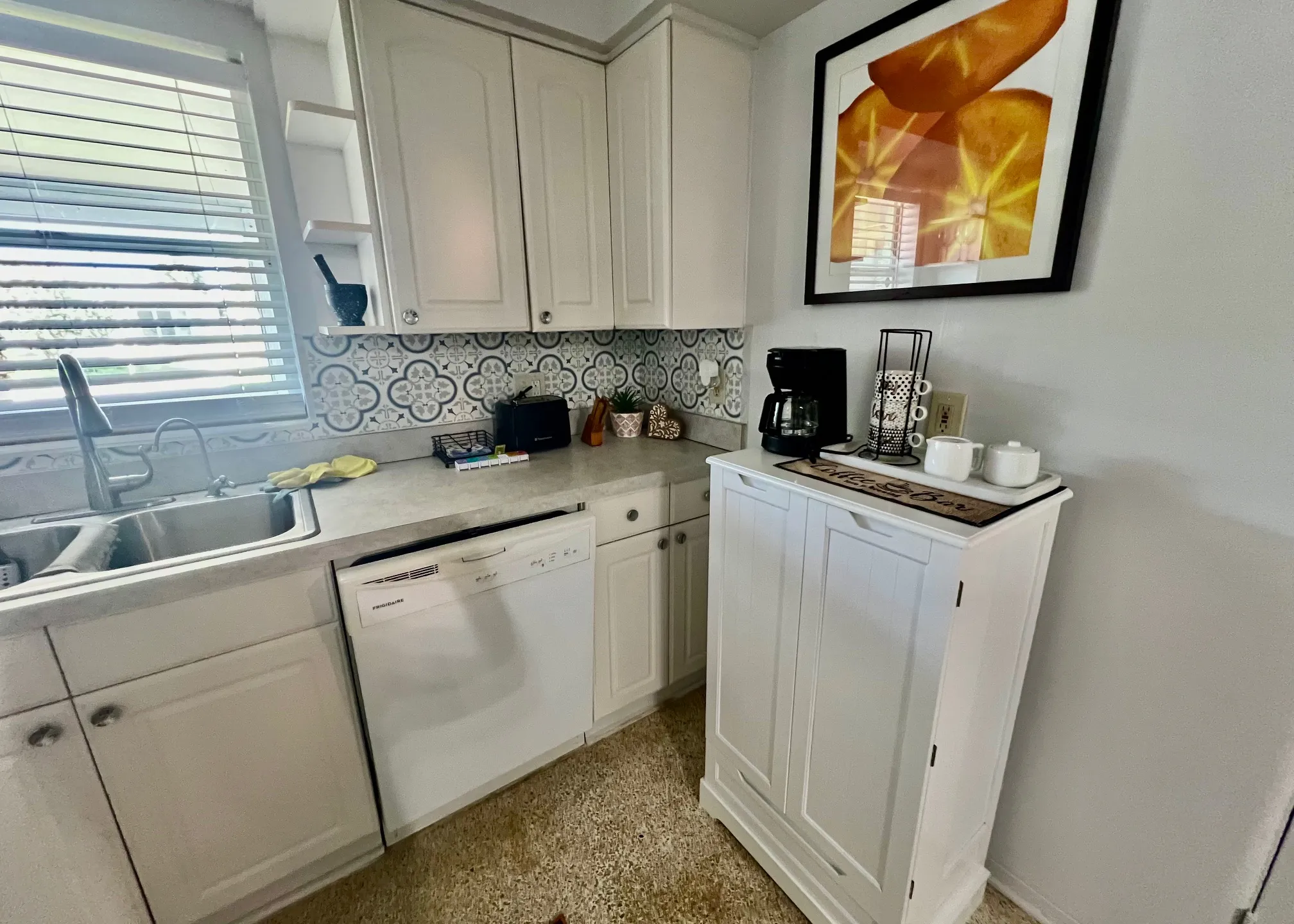 kitchen-134546_library_134546