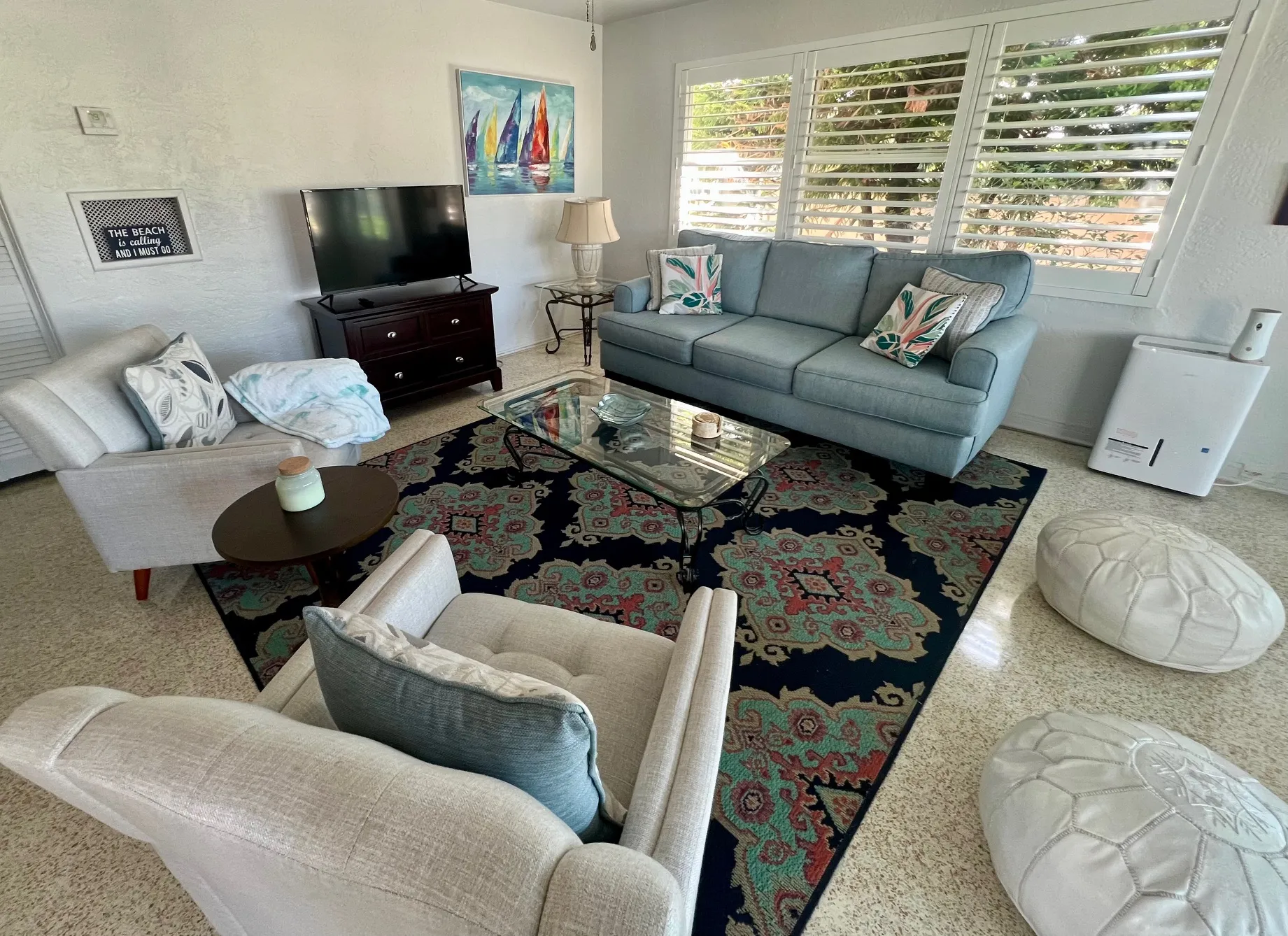 living-room-134532_library_134532
