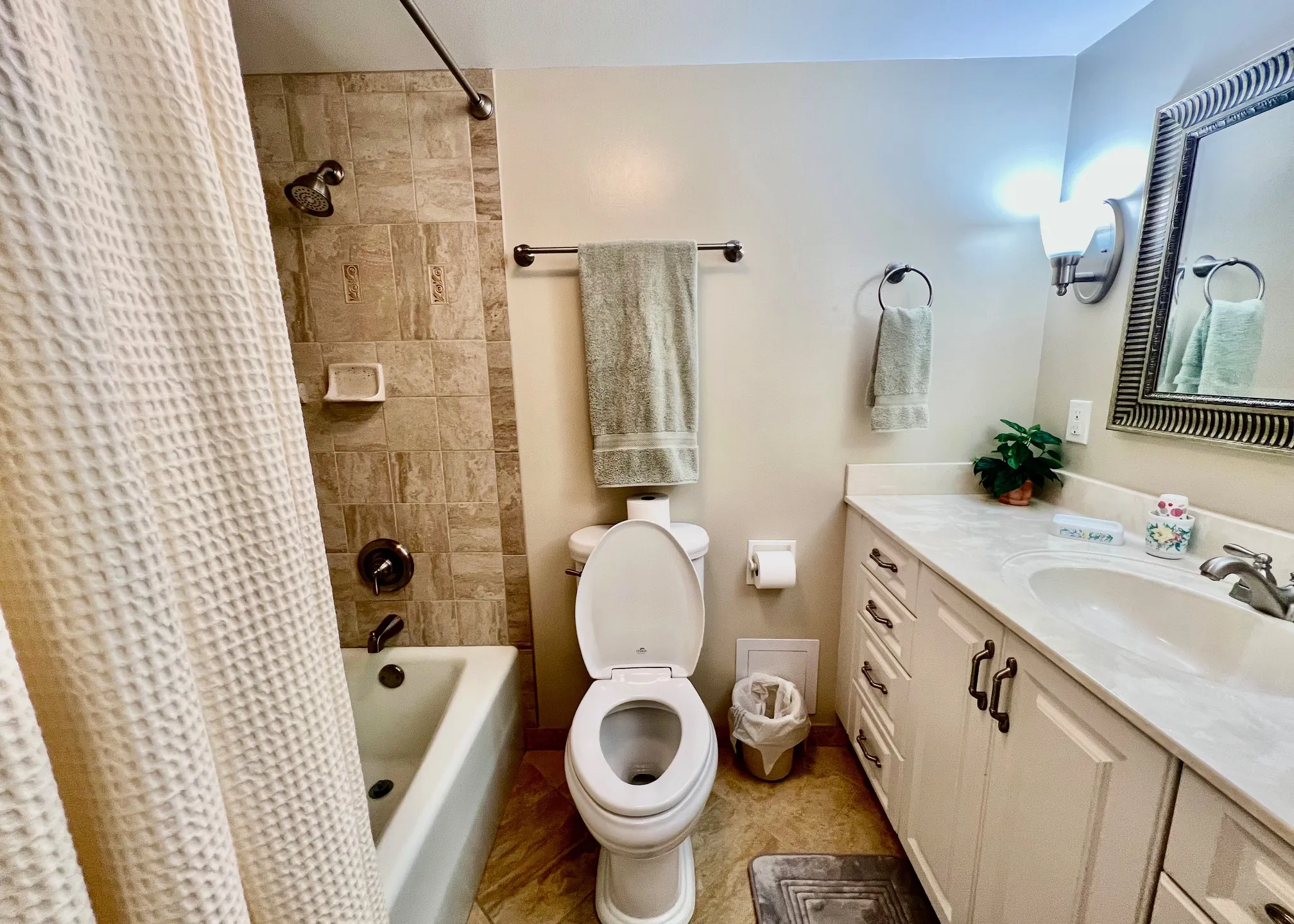 master-bath-143991_library_143991